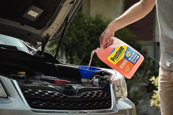 Prestone AS658 Deluxe 2-in-1 Windshield Washer Fluid, 1 Gallon - Image 5
